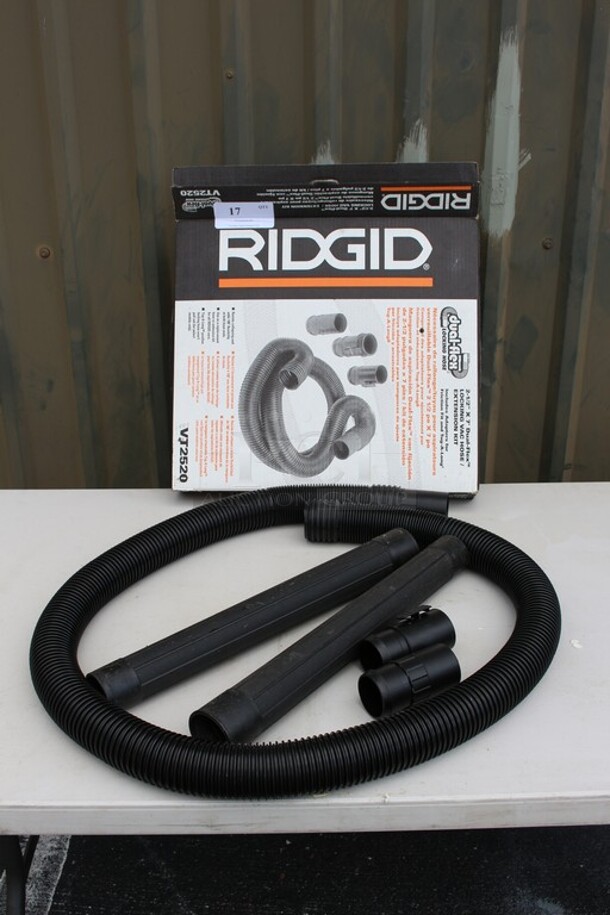 Ridgid Shopvac Dual Flex Locking hose accessories    - Image 1 of 1
