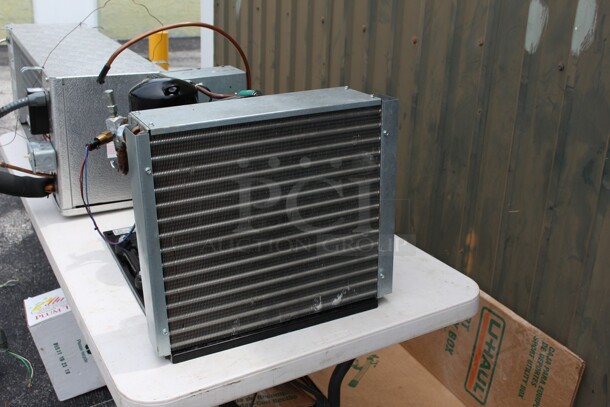 Climate control condenser w/end compressor w/DRO single phase almost new compressor  model FFAP-0152-CFV-072  208-230volts 60Hz - Image 8 of 12