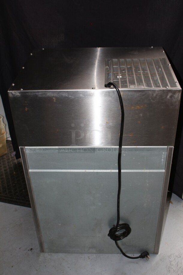 GlassTender Wall-mounted Lettuce Crisper  Model LC 115volts single phase 60Hz - Image 6 of 7