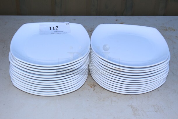 Melamine upturned corner medium square white plates  (26x your money)