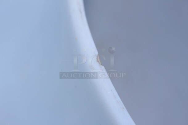 American MetalCraft porcelain white 12x5 bowl w/228oz capacity !!IMPERFECTIONS ON ALL!! - Image 3 of 3