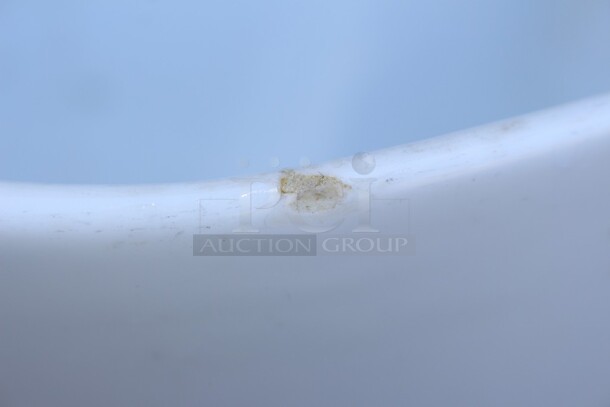 American MetalCraft porcelain white 12x5 bowl w/228oz capacity !!IMPERFECTIONS ON ALL!! - Image 4 of 7