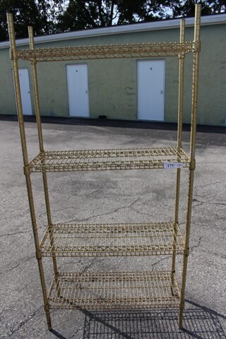 Wire rack w/4 shelves 
