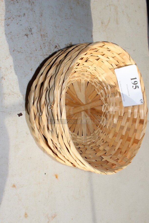 6 Woven basket