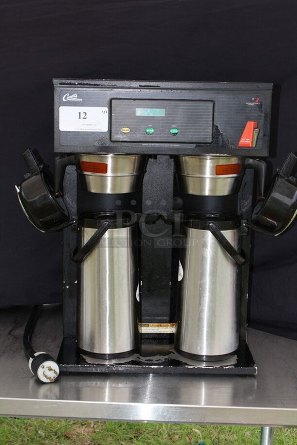 VERY NICE CLEAN Curtis Concourse Series Coffee Maker Model D1200gt12b000 220v w/air pots