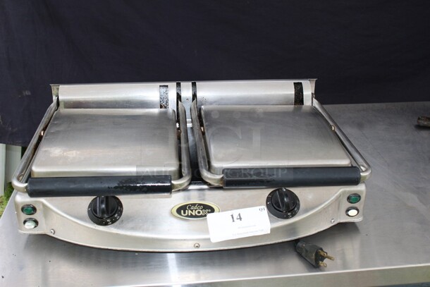 Cadco Unox Dual Panini Press Model XAP0z0PR 220v "NOT TESTED BUT OUT OF A WORKING KITCHEN" "NEEDS CLEANING"  - Image 1 of 6
