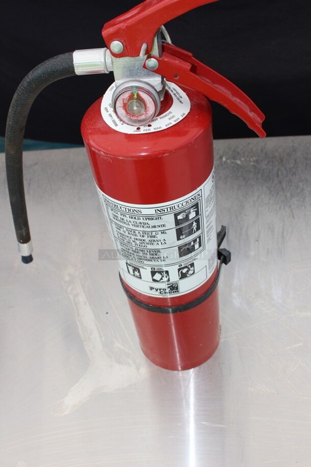 Pyro Chem Fire extinguisher  - Image 2 of 2