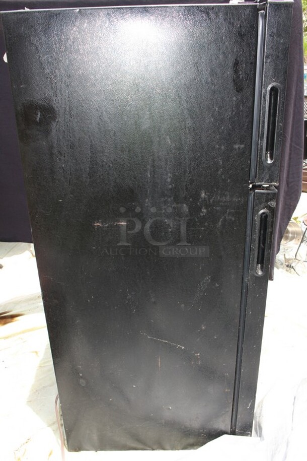 Americana Fridge/Freezer   - Image 2 of 4