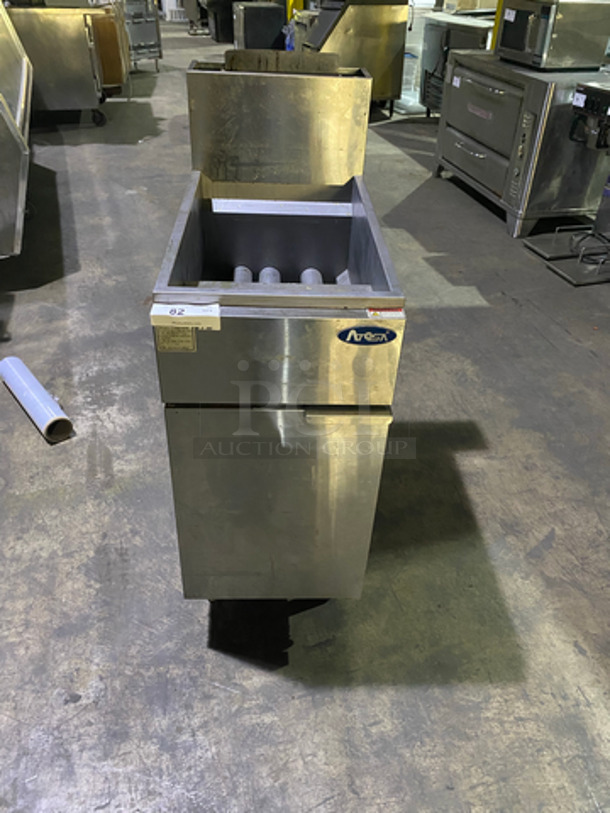Atosa Commercial Natural Gas Powered Deep Fat Fryer! With Backsplash! All Stainless Steel! Model ATFS40 Serial ATFS4008116102700C40062! On Legs!