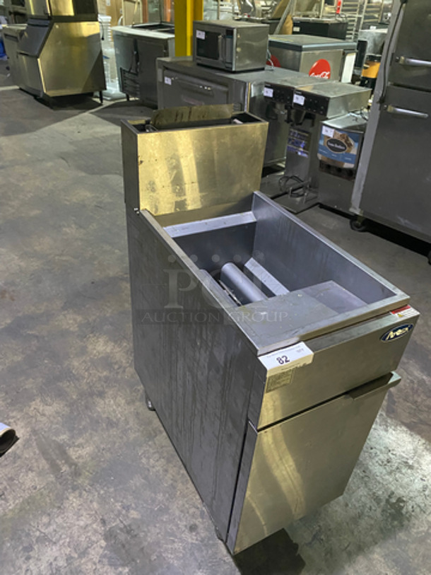 Atosa Commercial Natural Gas Powered Deep Fat Fryer! With Backsplash! All Stainless Steel! Model ATFS40 Serial ATFS4008116102700C40062! On Legs! - Image 3 of 6