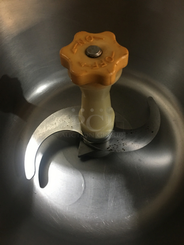 Hobart Commercial Vertical Cutter/Mixer/Mincer! Model HCM450 Serial 311223674! 200V 3Phase! With Casters! - Image 6 of 9