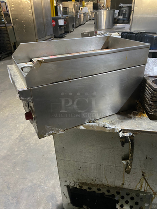All Stainless Steel Commercial Countertop Electric Powered Flat Top Griddle! - Image 3 of 6
