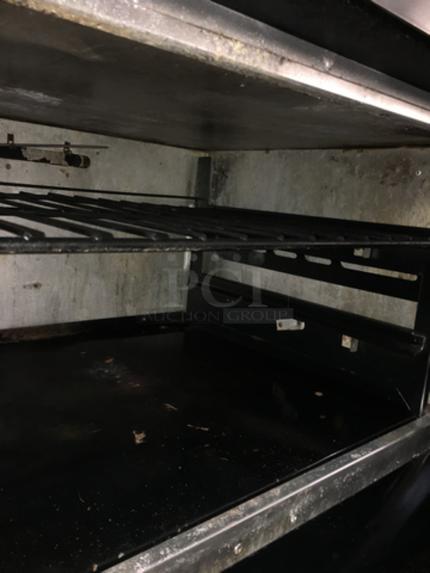 BEAUTIFUL! Vulcan Commercial Natural Gas Powered 10 Burner Stove! With Backsplash & Overhead Salamander Shelf! With 2 Full Size Ovens Underneath! On Commercial Casters! - Image 8 of 11
