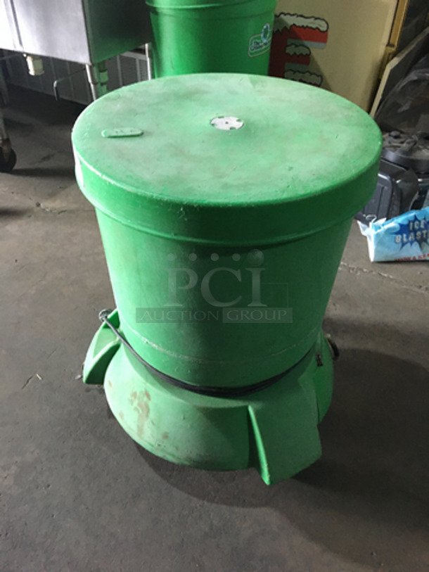 The Green Machine Commercial Salad/Lettuce Spinner! - Image 2 of 7