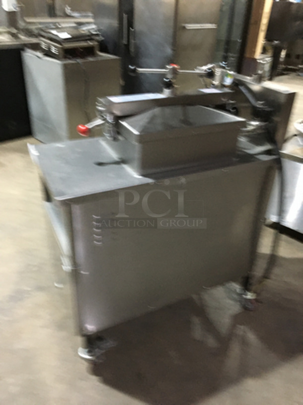 FAB! 2019 LIKE NEW! Shineho Equipment Electric Powered Pressure Fryer! Model P007! All Stainless Steel! On Casters! - Image 2 of 10