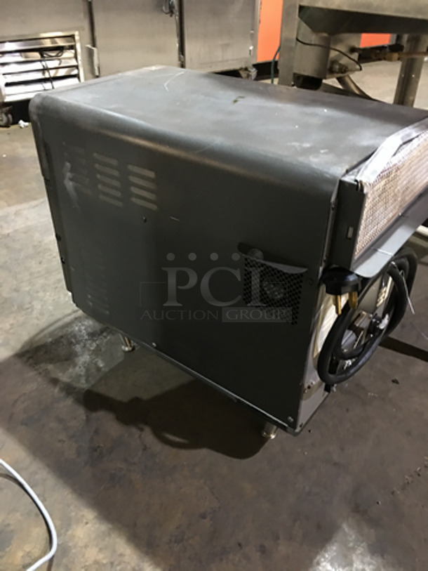 Nice! 2014 Turbo Chef Counter Top Rapid Speed Oven! Model NGO Serial NGOD13994! 208/240V 1 Phase! On Legs! - Image 4 of 9