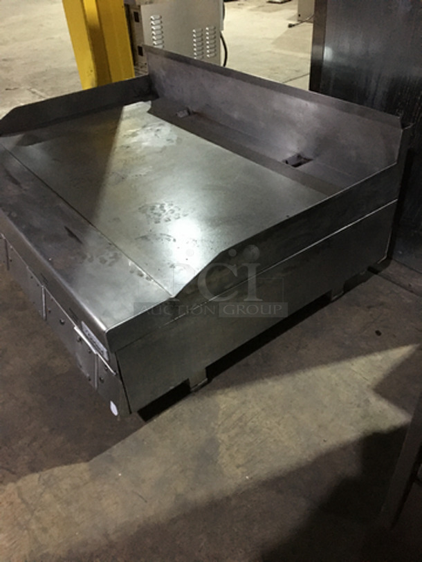 Garland Commercial Countertop Natural Gas Powered 48 Inch Flat Griddle! With Back & Side Splashes! All Stainless Steel! On Legs! - Image 3 of 6