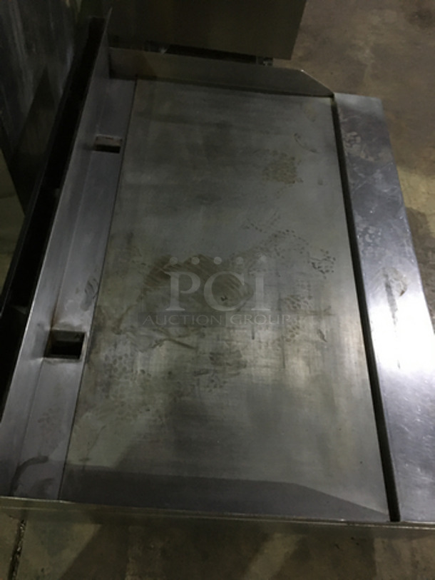 Garland Commercial Countertop Natural Gas Powered 48 Inch Flat Griddle! With Back & Side Splashes! All Stainless Steel! On Legs! - Image 5 of 6