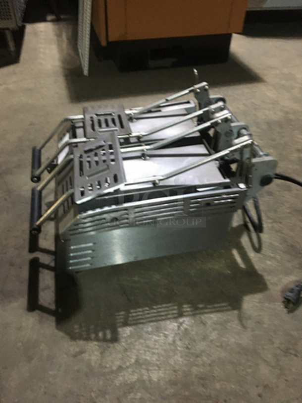 Star Commercial Countertop Clamshell Panini/Sandwich Grill! All Stainless Steel!  - Image 2 of 8