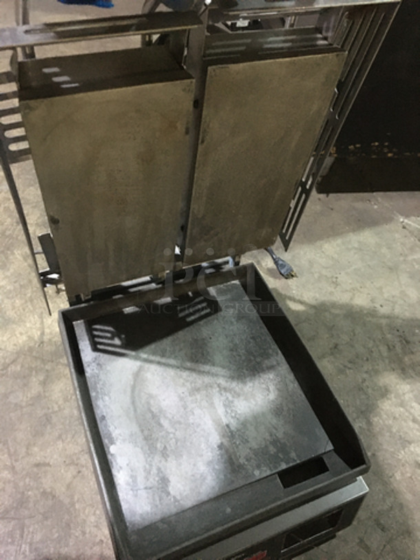 Star Commercial Countertop Clamshell Panini/Sandwich Grill! All Stainless Steel!  - Image 5 of 8