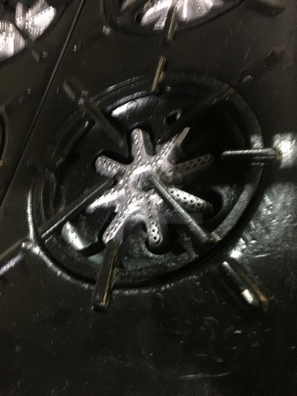 Garland All Stainless Steel Natural Gas Powered 6 Burner Stove! With Full Size Oven Underneath! With Backsplash! - Image 7 of 11