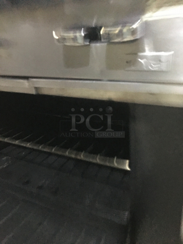 Garland All Stainless Steel Natural Gas Powered 6 Burner Stove! With Full Size Oven Underneath! With Backsplash! - Image 8 of 11