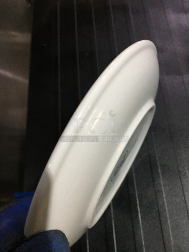 Round Ceramic Dining Plates! 4 X Your Bid! - Image 2 of 4