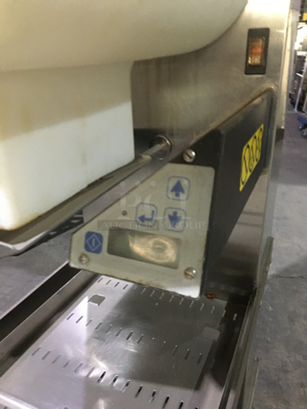 NICE! Automated Equipment Commercial Automated Fry Dispenser! All Stainless Steel Body! Model GDF14EL! 120V! On Commercial Casters! - Image 6 of 7