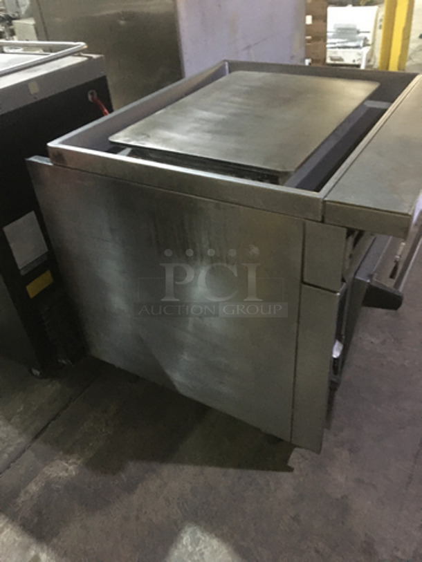GREAT! Jade Range Commercial Natural Gas Powered Heavy Duty Plancha Flat Grill! With Full Size Oven Underneath! All Stainless Steel! On Legs! - Image 3 of 9