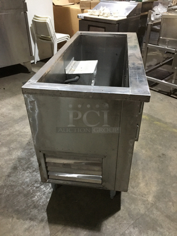 All Stainless Steel Refrigerated Sandwich Prep Table! With 2 Door Underneath Storage Space! Model SC60BM! 115V 1Phase! On Legs! - Image 2 of 8