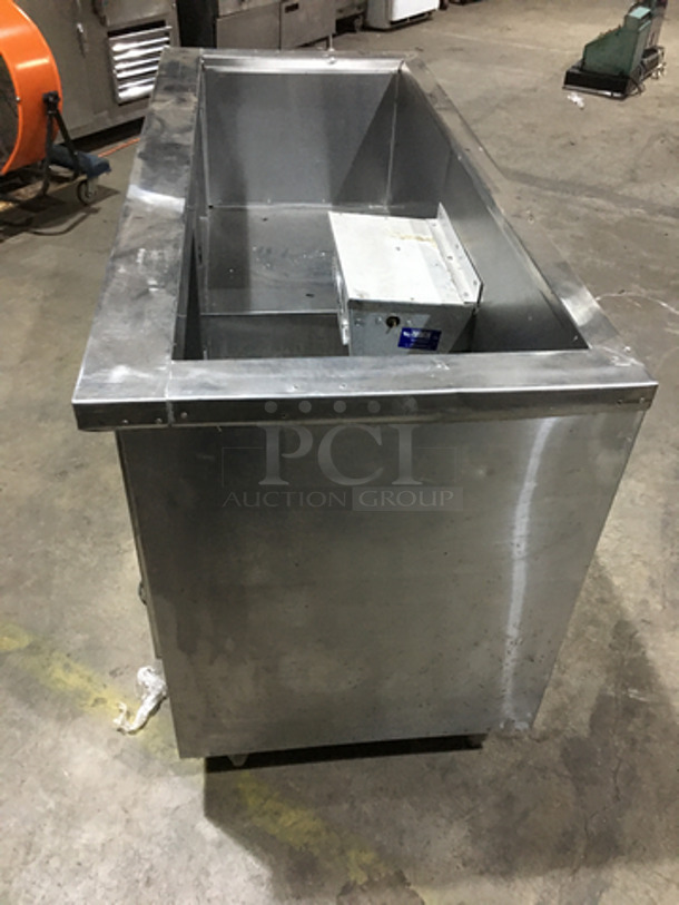 All Stainless Steel Refrigerated Sandwich Prep Table! With 2 Door Underneath Storage Space! Model SC60BM! 115V 1Phase! On Legs! - Image 3 of 8