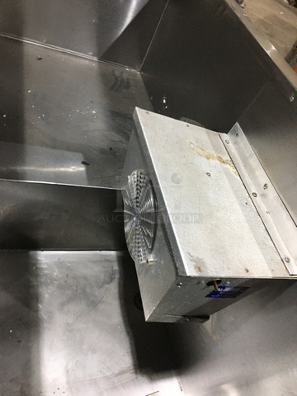 All Stainless Steel Refrigerated Sandwich Prep Table! With 2 Door Underneath Storage Space! Model SC60BM! 115V 1Phase! On Legs! - Image 5 of 8