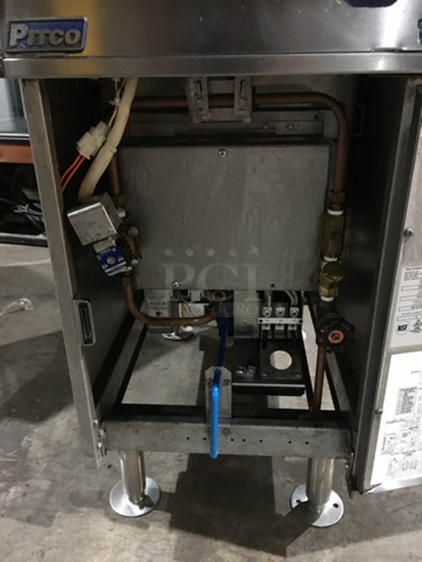 NICE! Pitco Electric Powered Commercial Pasta Cooker/Rethermalizer! With Backsplash! With Digital Touch Controls! All Stainless Steel! Model SRTE Serial E17DA023309! 208V 1Phase! On Legs! - Image 6 of 8
