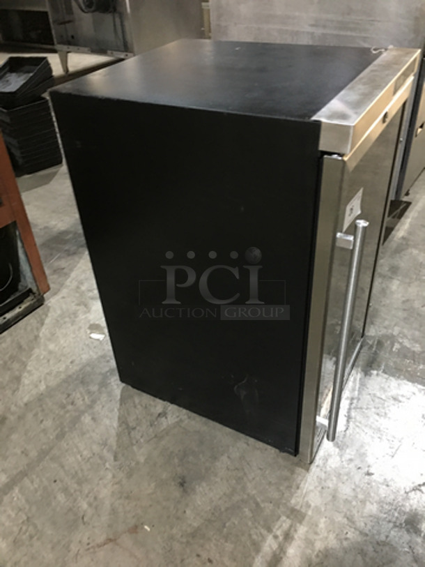 Edge Star Commercial Countertop/Under The Counter Single Door Reach In Wine Cooler Merchandiser! All Stainless Steel! - Image 4 of 7