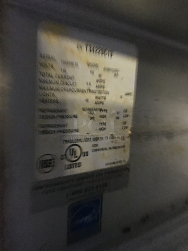 Traulsen Commercial 2 Half Door Reach In Refrigerator! All Stainless Steel! 115V 1Phase! On Commercial Casters! - Image 7 of 9
