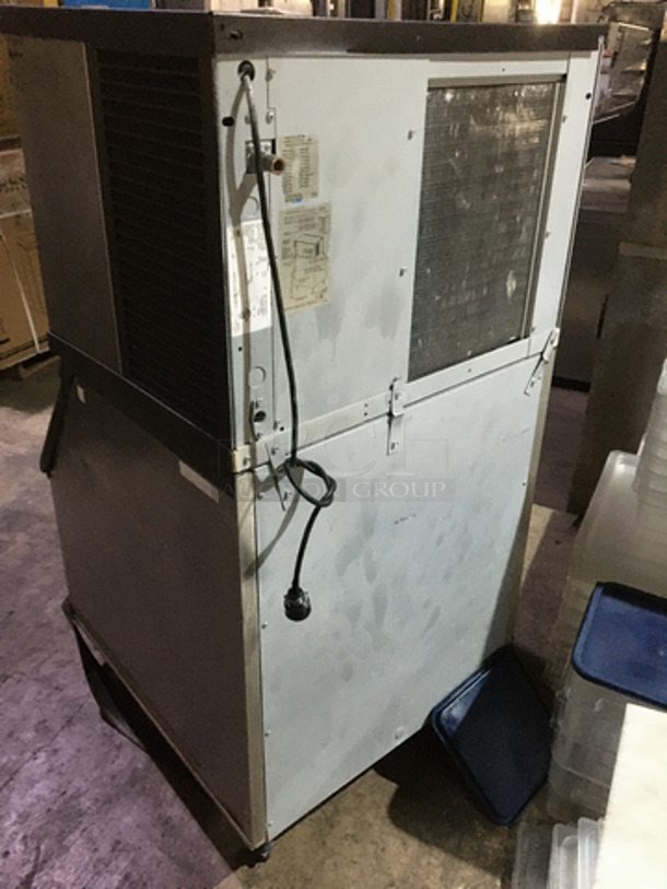 Manitowoc Commercial 500LBS AIR COOLED Ice Making Machine! With Ice Bin! All Stainless Steel! Model QD0452A! 115V 1Phase! 2 X Your Bid! Makes One Unit! - Image 4 of 8