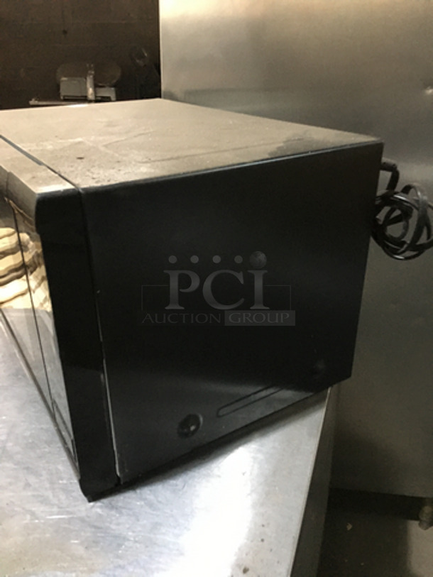 Panasonic Countertop Microwave Oven!  - Image 3 of 7