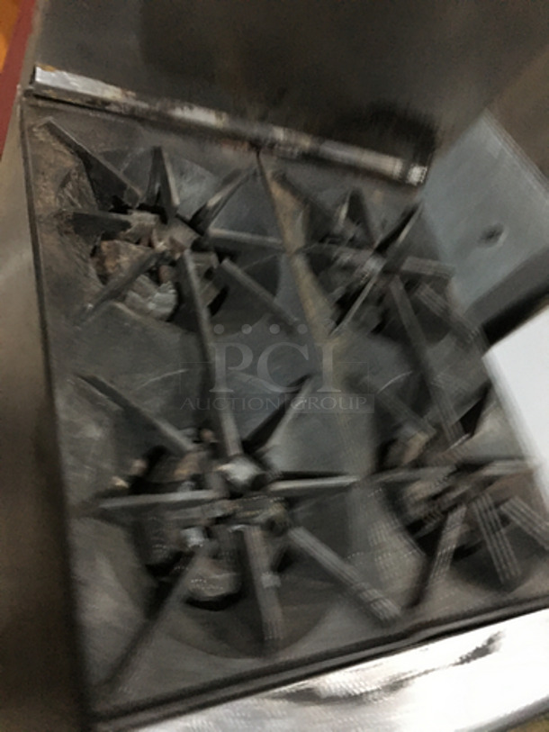 US Range Commercial Natural Gas Powered 4 Burner Stove! With Backsplash & Overhead Salamander Shelf! With Oven Underneath! All Stainless Steel! - Image 5 of 9