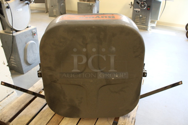 Salt Dogg Buyers Model TGS01B Black Poly Tailgate Salt Spreader w/ Orange Metal Frame. 31x36x48. (Room 130) - Image 4 of 7