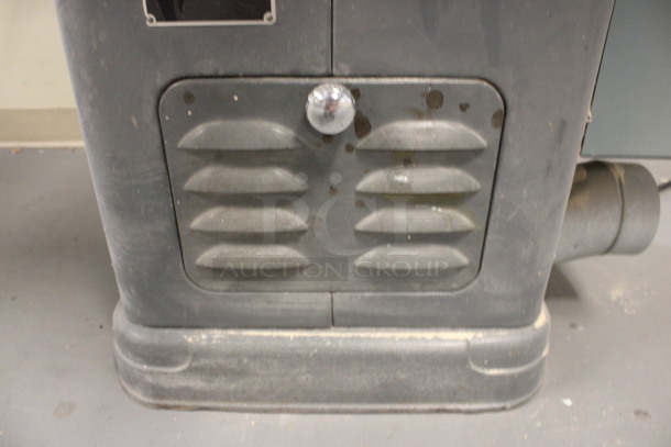 Rockwell Delta Metal Commercial Floor Style 10" Unisaw. 46x35x37. (Room 130) - Image 7 of 11