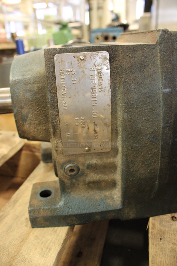 ALL ONE MONEY! Pallet Lot of Various Machine Parts Including Boston Gear Parts! (Room 130) - Image 9 of 10
