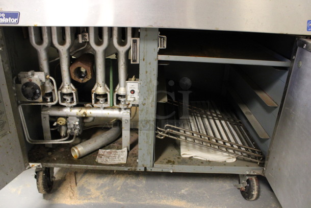Pitco Frialator Model 14S-CV Stainless Steel Commercial Natural Gas Powered Single Bay Deep Fat Fryer w/ Left Side Dumping Station on Commercial Casters. 110,000 BTU. 32x32x53. (Room 130) - Image 6 of 8