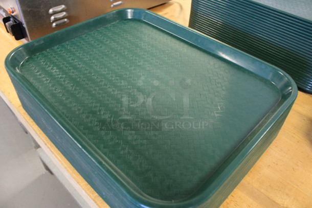 17 Green Poly Food Trays. 18x14x1. 17 Times Your Bid! (Room 130) - Image 3 of 4