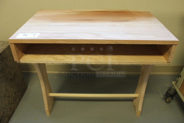 Wood Pattern Table. 30.5x19x29. (Room 130)