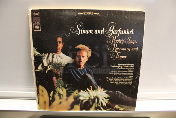 Ion Model TTUSB10 Countertop Record Player w/ 4 Records: Simon and Garfunkel, Peter Paul and Mary Reunion, Man of La Mancha and Synclavier II. 17.5x15x6. (2nd Floor: Room 220) - Image 5 of 9