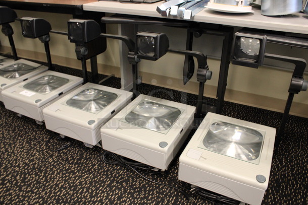 4 3M Poly Countertop Projectors. 15.5x17x23. 4 Times Your Bid! (2nd Floor: Room 220) - Image 6 of 7