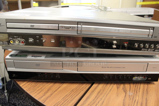 2 Zenith DVD VHS Players. 17x14x3.5, 17x10x3. 2 Times Your Bid! (2nd Floor: Room 220) - Image 6 of 6