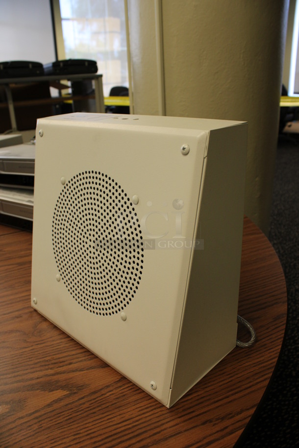 Quam Professional Series Loudspeaker. 12x5.5x11.5. (2nd Floor: Room 220) - Image 2 of 4