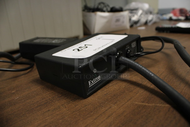Extron Versa Tools Unit. 5x3.5x1.5. (2nd Floor: Room 220) - Image 2 of 4