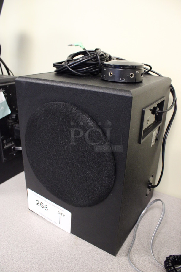 ALL ONE MONEY! Lot of CA-3602 Speaker and Console. 7x7x10. (2nd Floor: Room 220) - Image 3 of 5